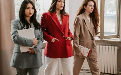 How to Dress Professionally Without Looking Dated